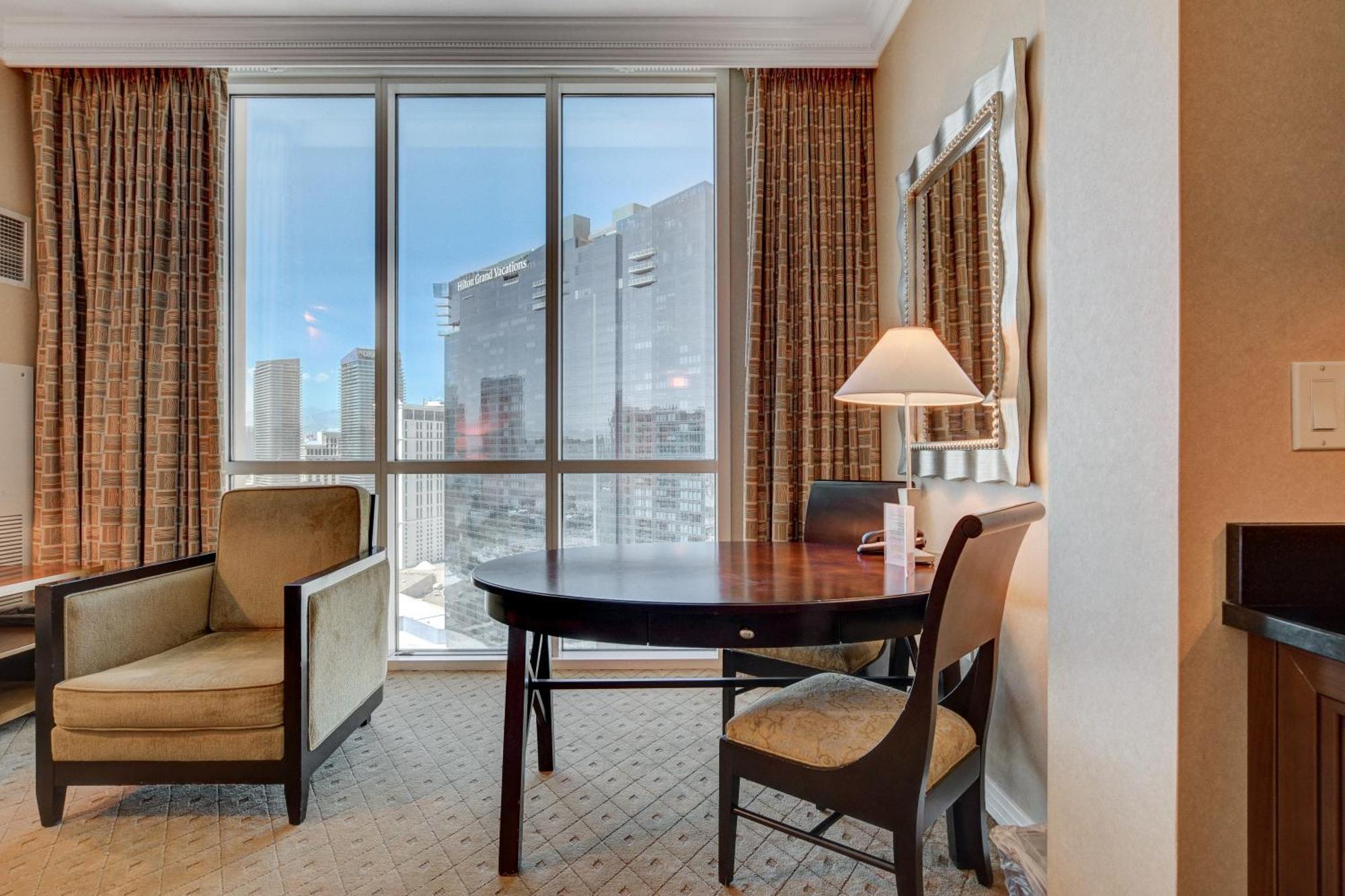 Aparthotel 30th Ph Mgm With Breathtaking Views Of The Strip *